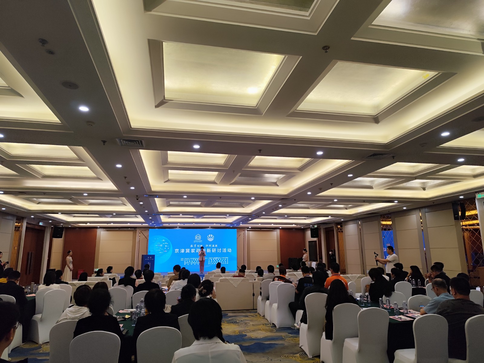 1715412111605057506.jpg 1715412111605057506.jpg